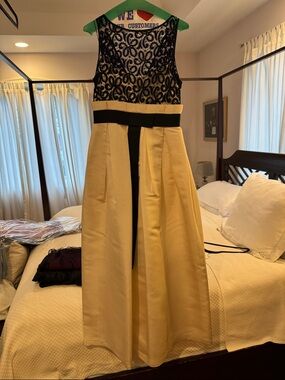 Black Lace Top Ivory Skirt Formal Dress with Black Waistband